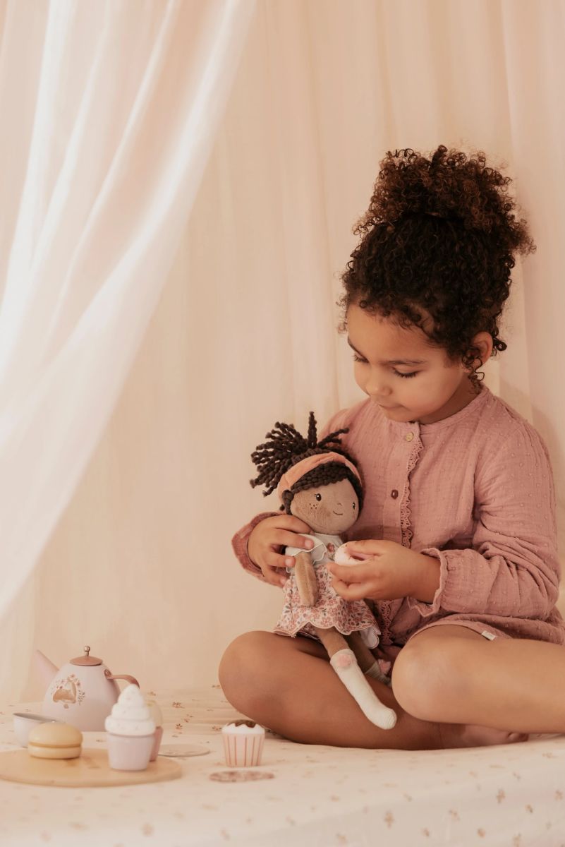 Kuschelpuppe Evi 35cm - Little Dutch