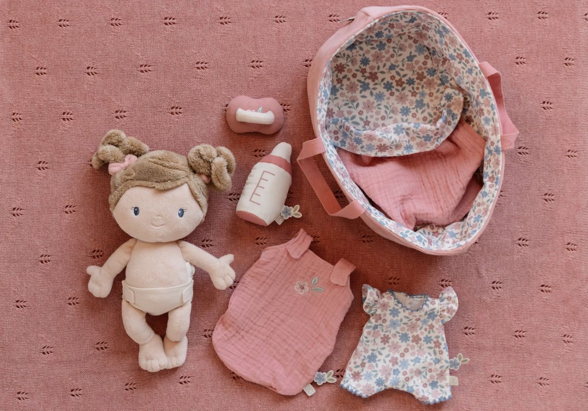 Babypuppe Rosa im Körbchen - Little Dutch