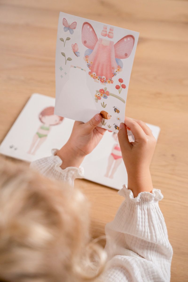 Stickerbuch Dress Me Up - Rosa & Friends - Little Dutch