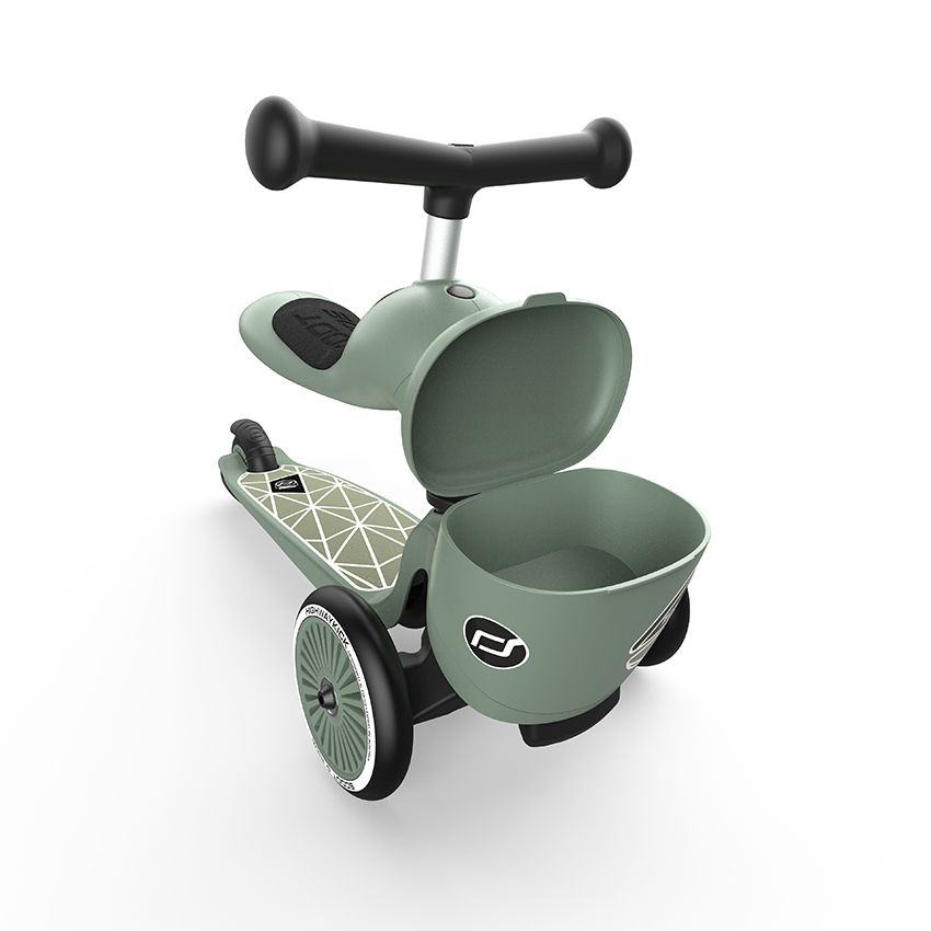 Highway Kick 1 Lifestyle green lines - Scoot and Ride