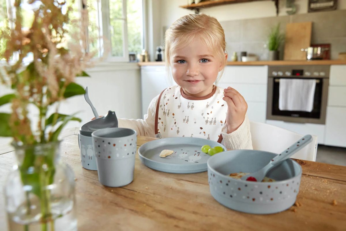 Kindergeschirr-Set Tiny Farmer Schaf & Gans blau (4 teilig) - Lässig