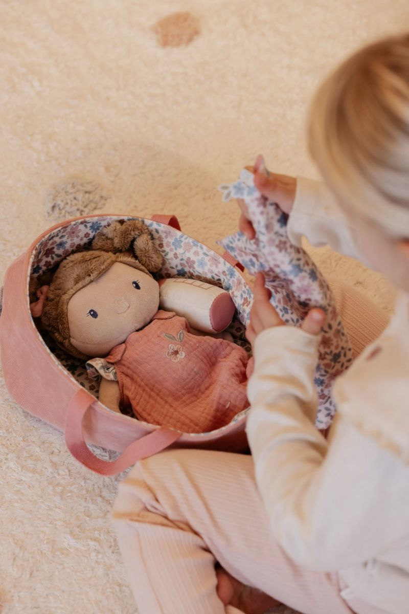Babypuppe Rosa im Körbchen - Little Dutch