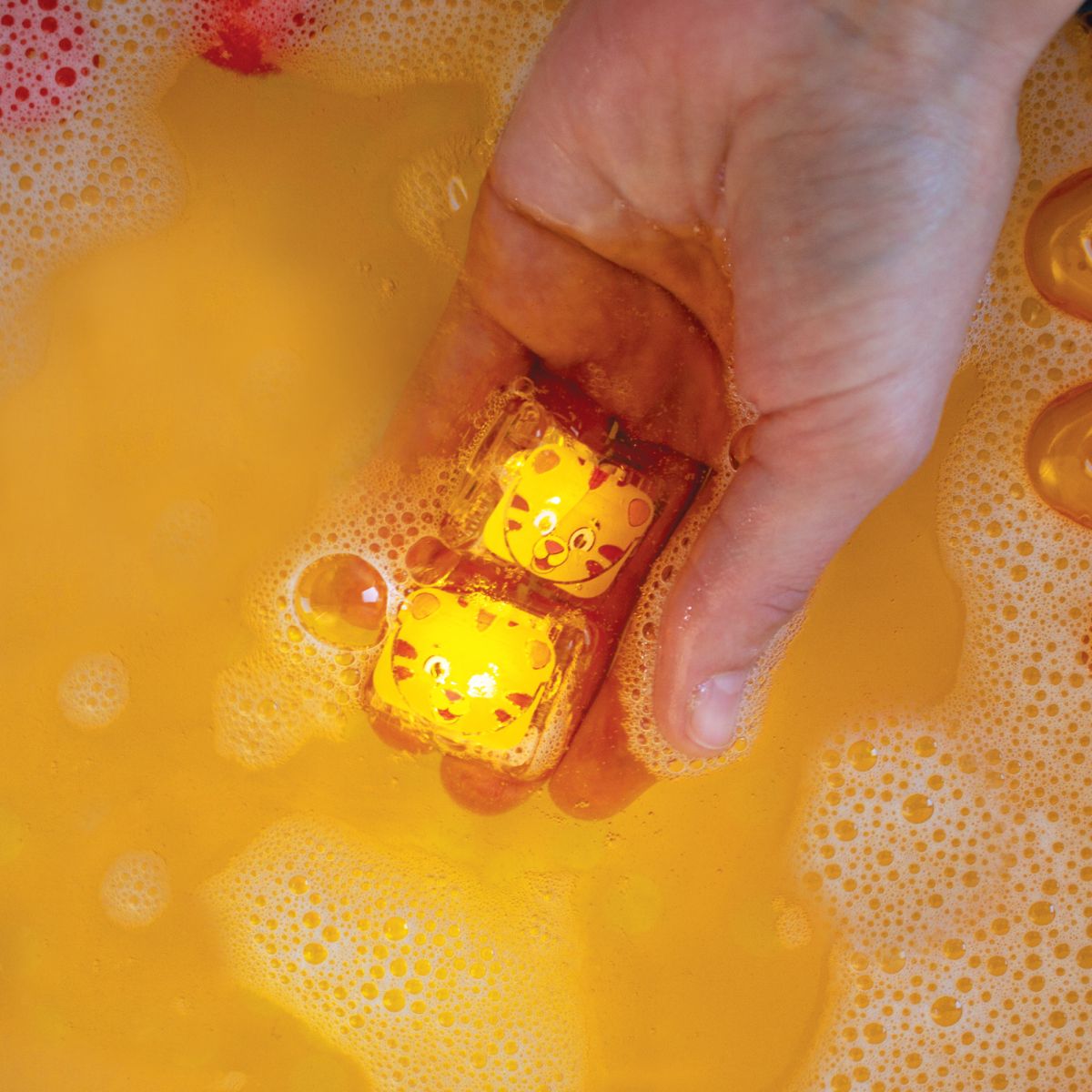 Glo Pals Leuchtende Badewürfel Daniel Tiger braun (4er Set)