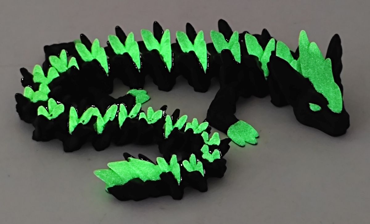 Kristall-Tier Drache nachtleuchtend (versch. Designs, 1 Stück)