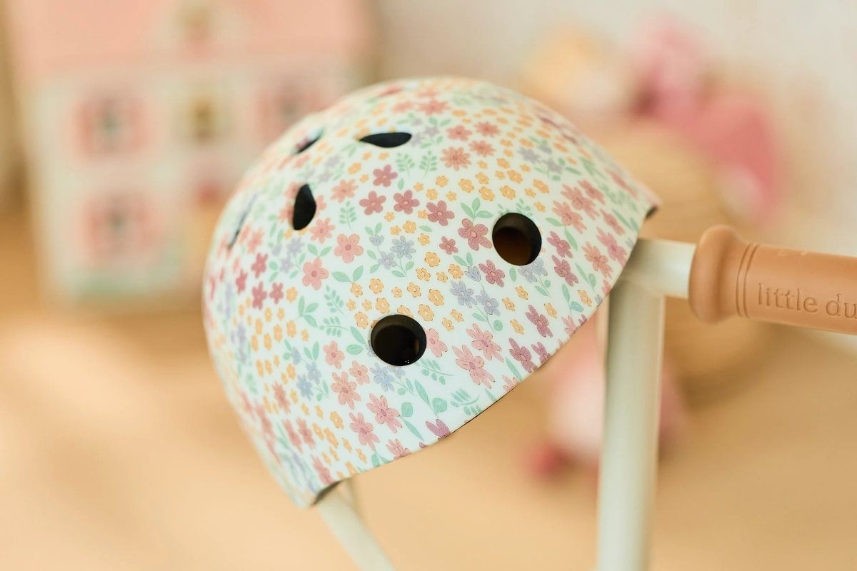 Kinderhelm weiß Sunny Flower - Little Dutch