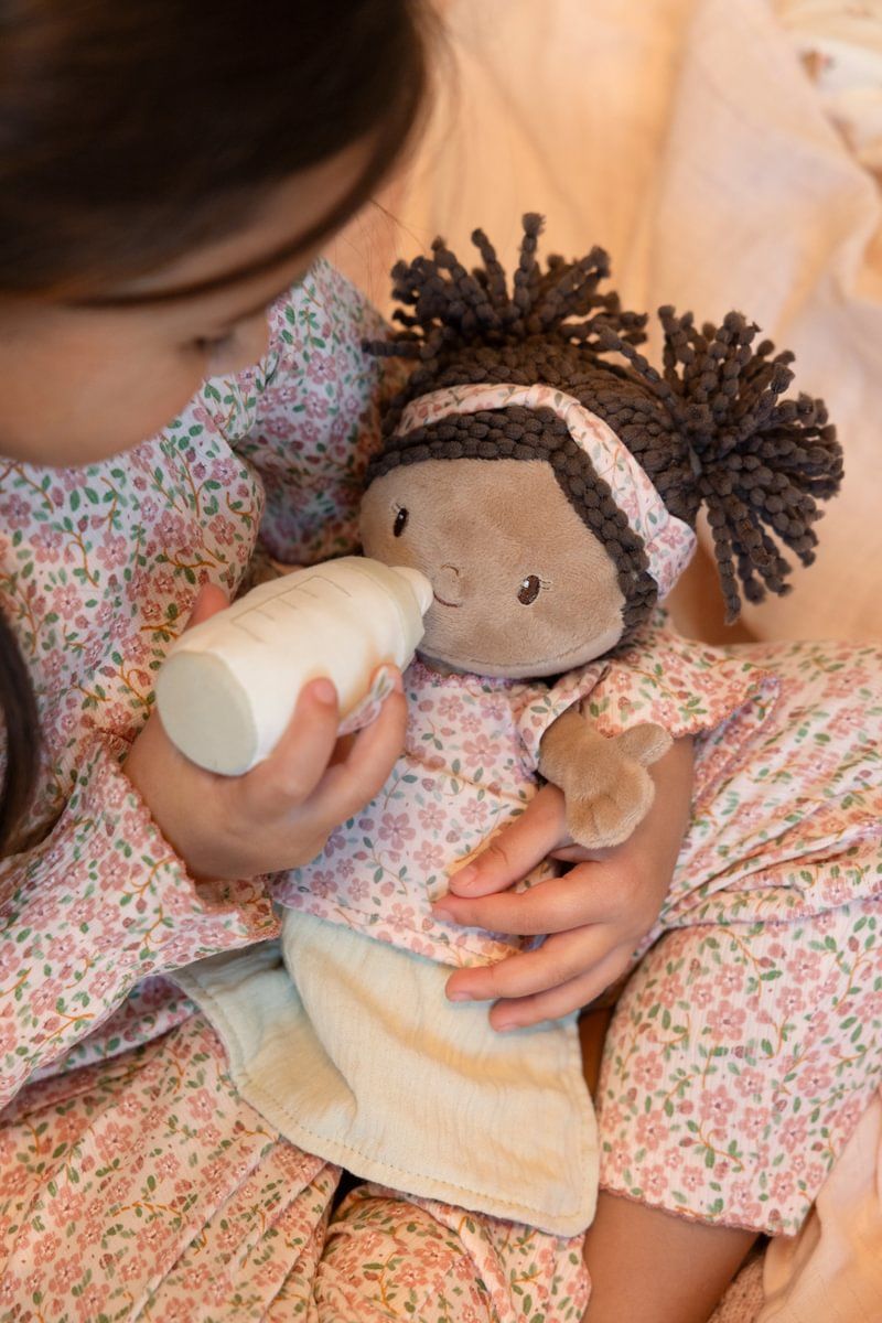 Babypuppe Evi im Körbchen - Little Dutch