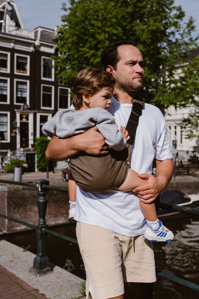 Wildride Toddler Trage Basic Coffee