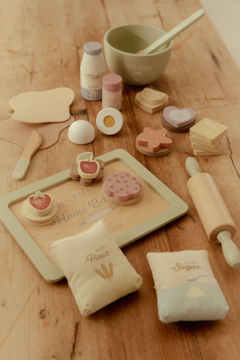 Back Set - Little Dutch