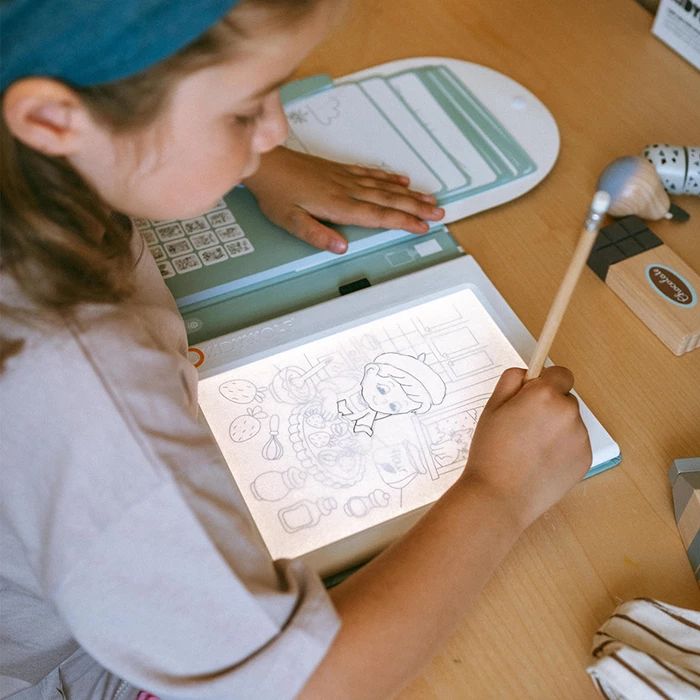 Kidydraw Leuchtende Designtafel Mahlzeiten "Food around the world" (6+) - Kidywolf