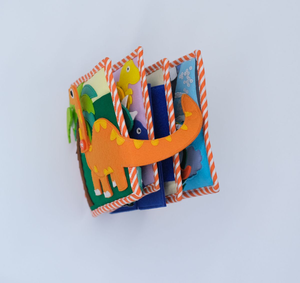 Mini Quiet Book Dinofreunde (ab 18 Monate) - Jolly Designs