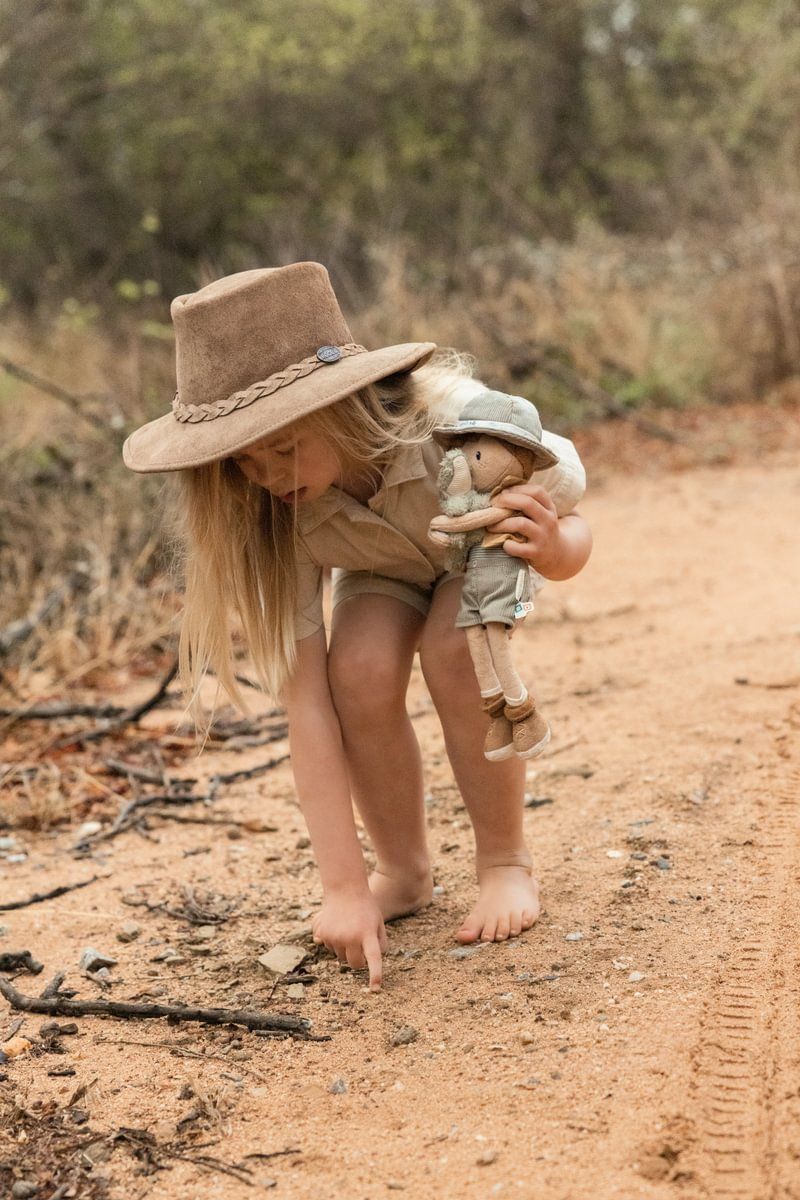 Kuschelpuppe Ranger Jim Safari Friends - Little Dutch