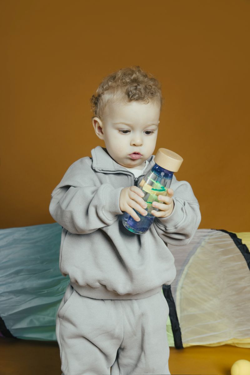 Sensorikflasche "Move" Spirale blau - Petit Boum